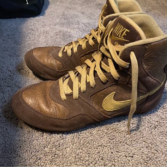 Nike Greco Supreme Wrestling Sneakers Brown Yellow Womens Size 9 - Picture 3 of 8